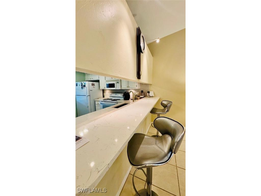 2024 Pine Isle Lane #2024 Naples FL 34112 225076233 image8