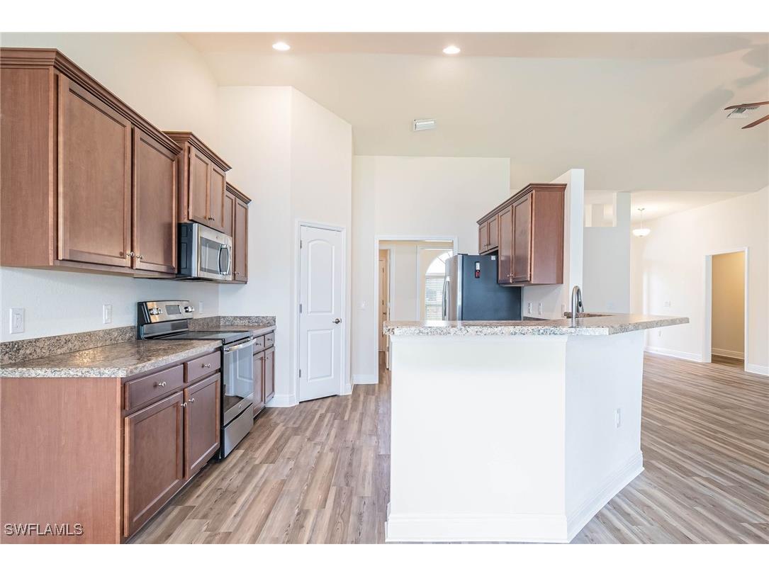 2024 SW 29th Terrace Cape Coral FL 33914 225055295 image8