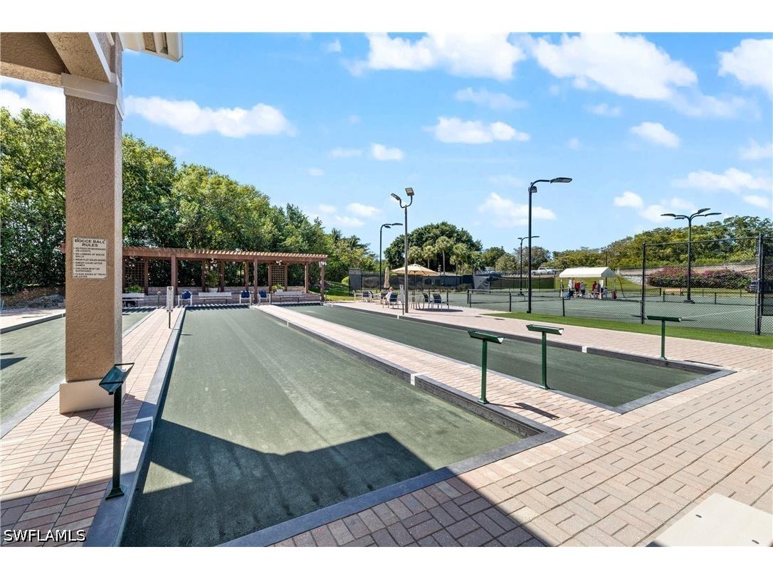 2024 Timarron Way Naples FL 34109 226021029 image34