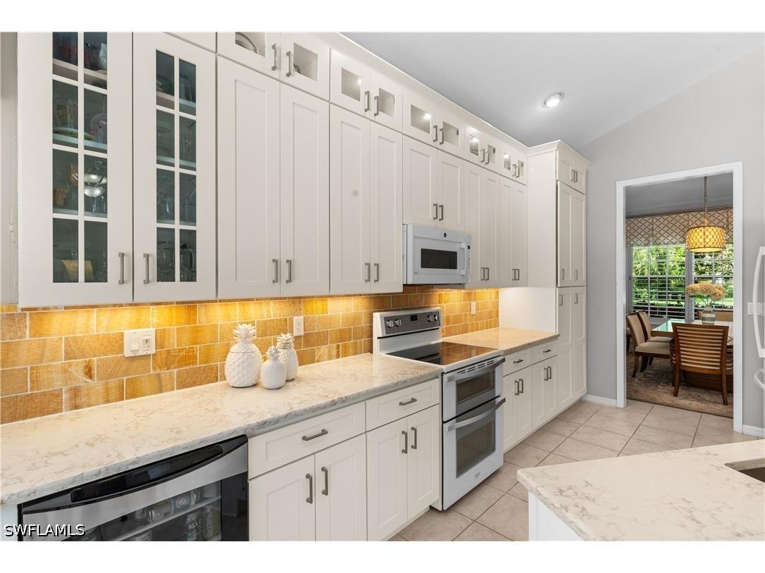 2024 Timarron Way Naples FL 34109 226021029 image8