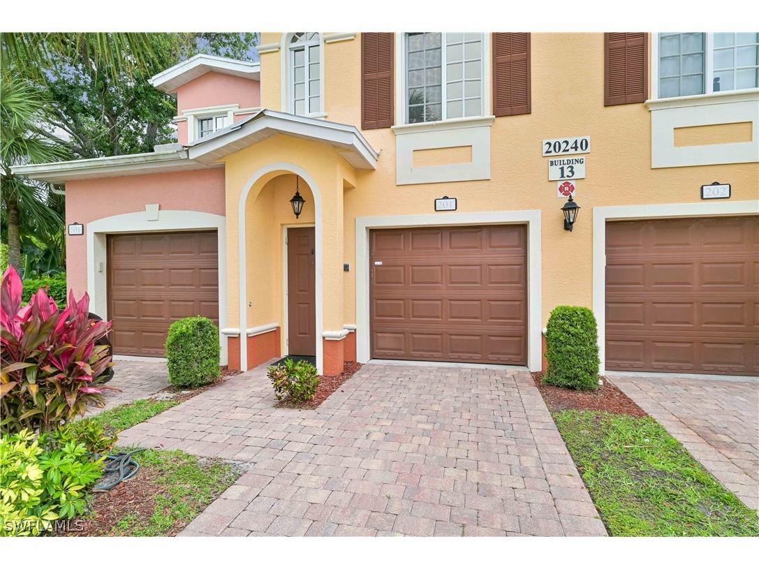 20240 Estero Gardens Circle #201 Estero FL 33928 224029947 image1