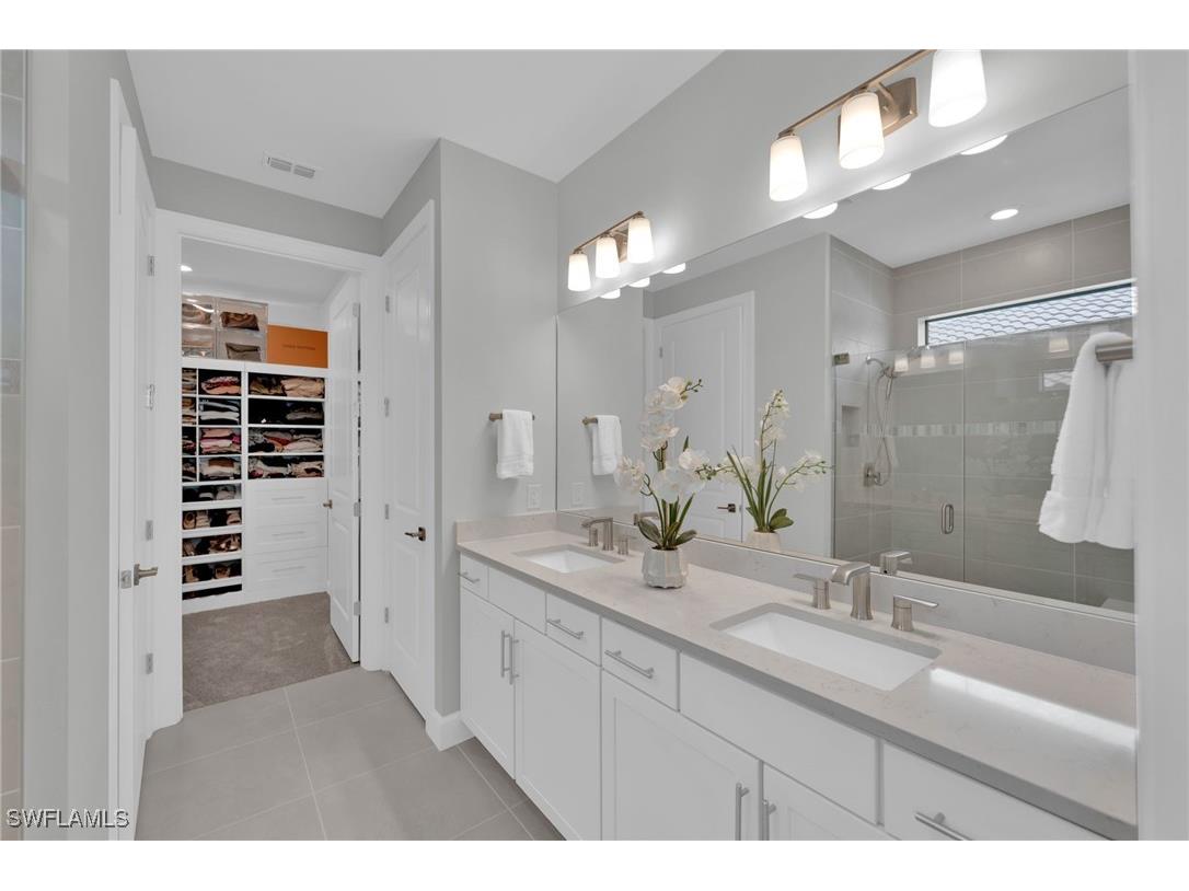 20240 Napa Loop Estero FL 33928 225078456 image15