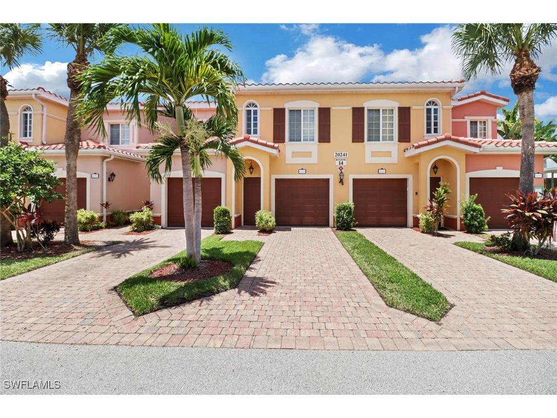 20241 Estero Gardens Circle #207 Estero FL 33928 224053413 image1