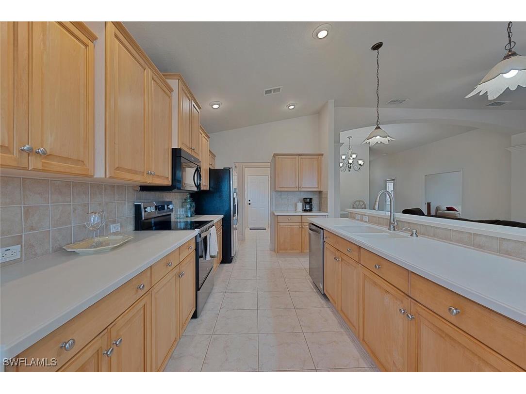 20241 Rookery Drive Estero FL 33928 225016967 image4