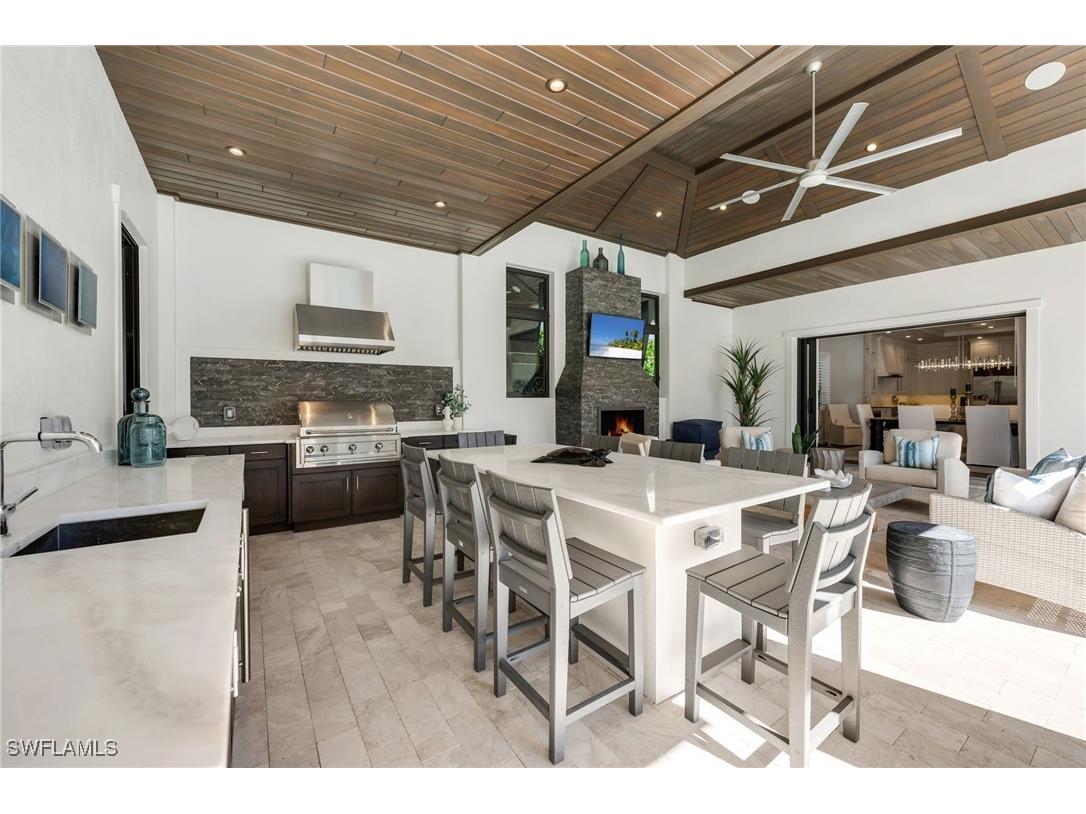 2025 Crayton Road Naples FL 34102 226003847 image17