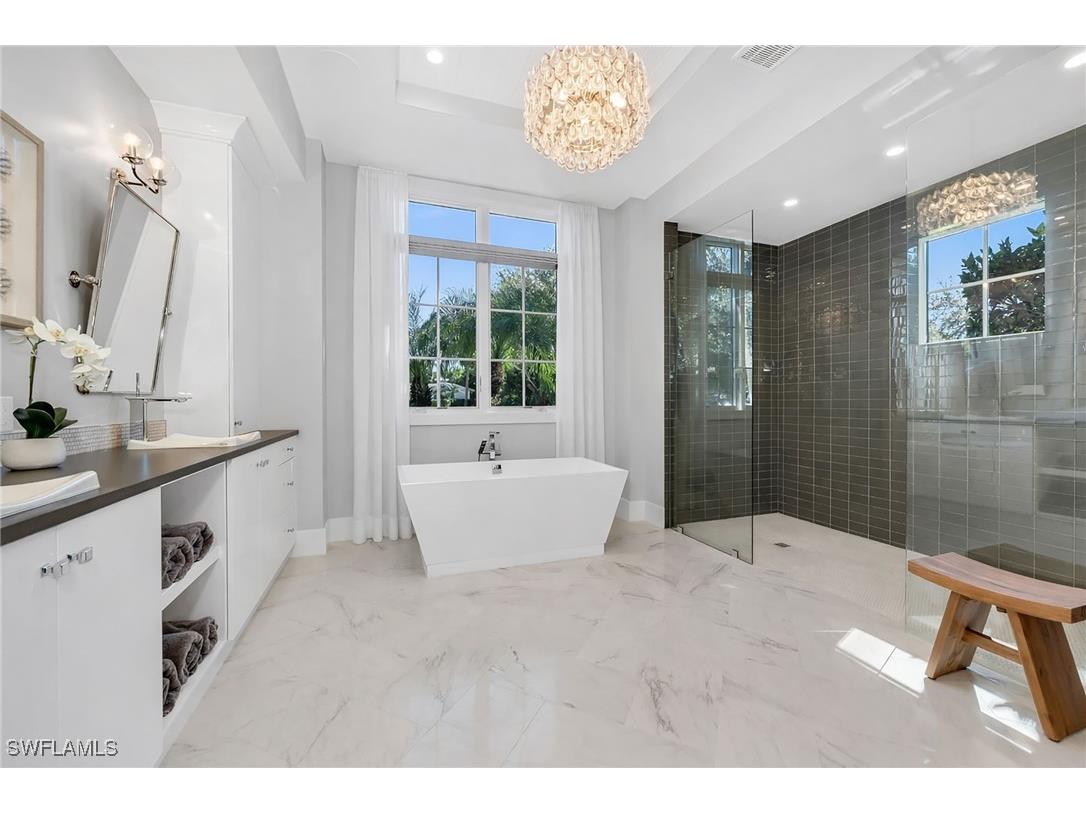 2025 Crayton Road Naples FL 34102 226003847 image20