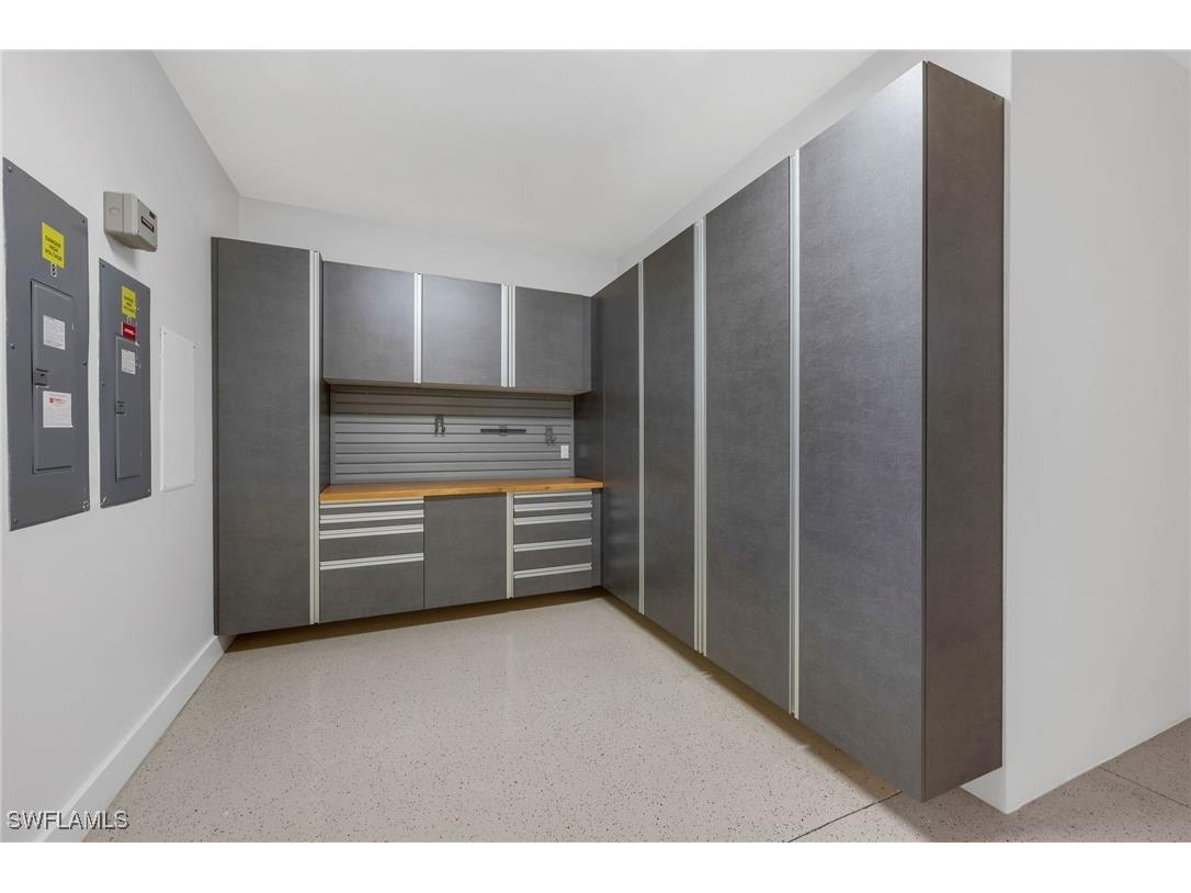 2025 Crayton Road Naples FL 34102 226003847 image34
