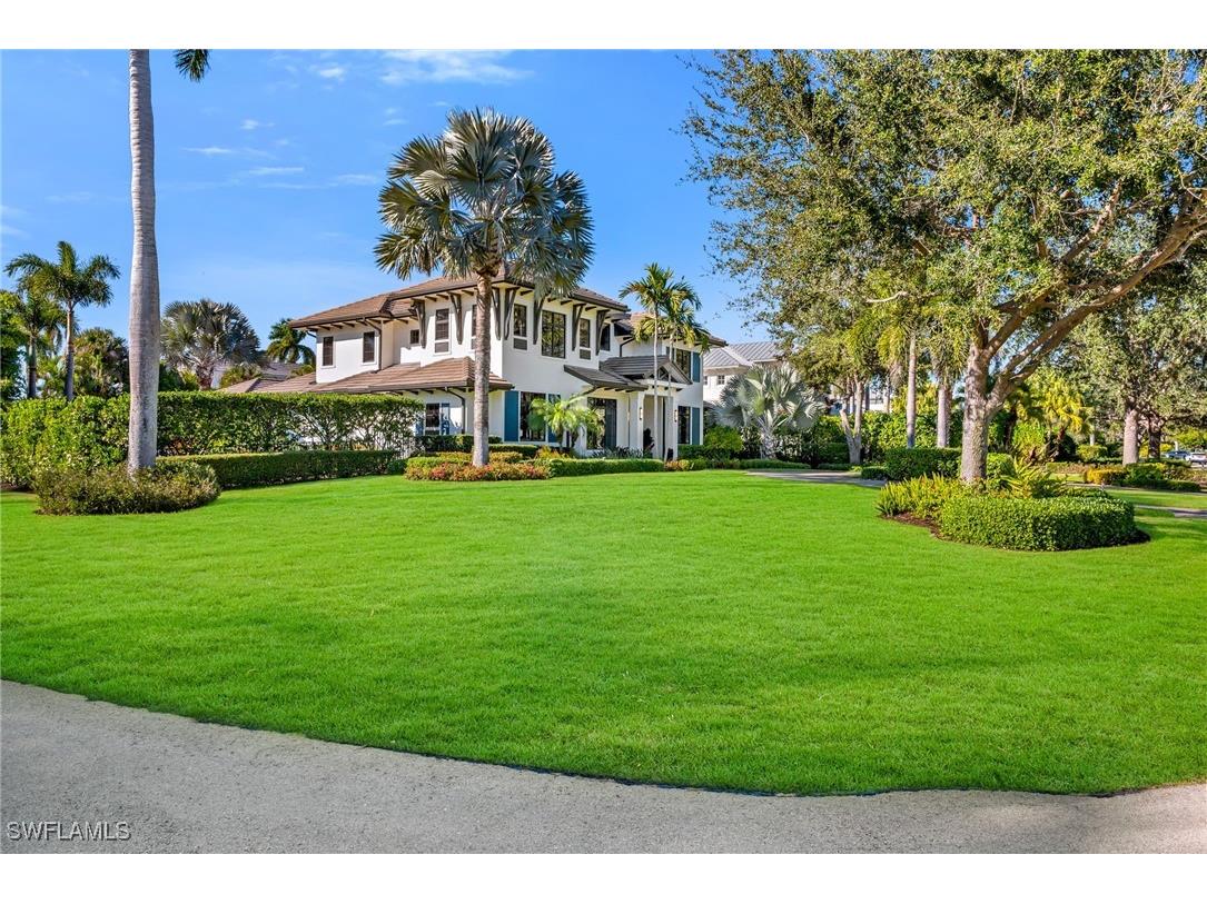 2025 Crayton Road Naples FL 34102 226003847 image4
