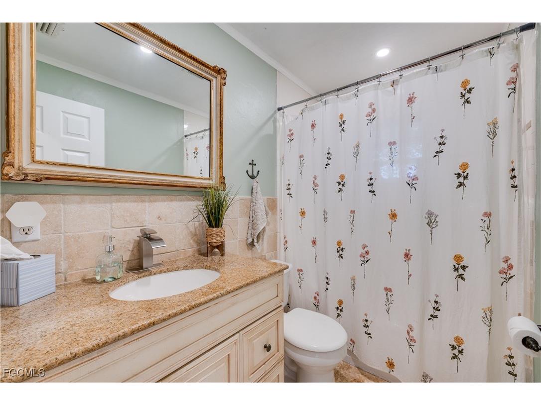 2025 NE 4th Terrace Cape Coral FL 33909 2025024810 image14