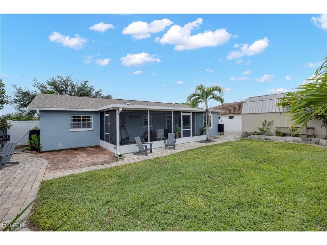 2025 NE 4th Terrace Cape Coral FL 33909 2025024810 image6