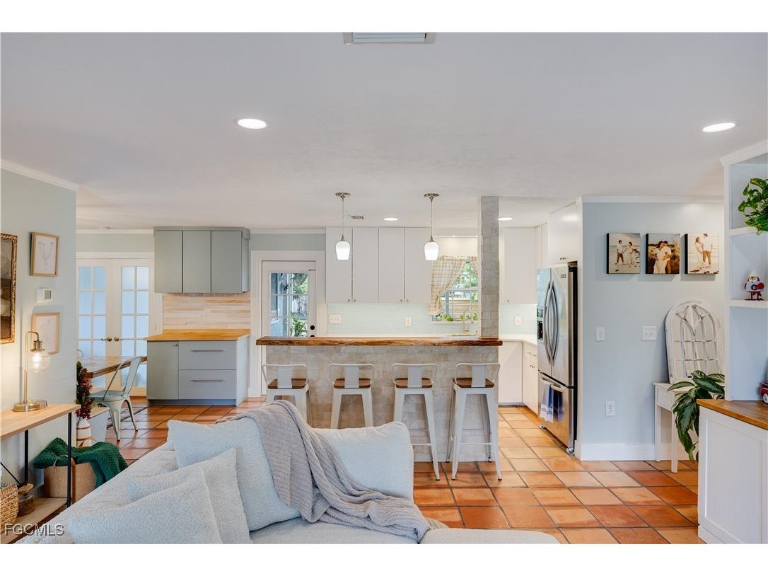 2025 NE 4th Terrace Cape Coral FL 33909 2025024810 image9