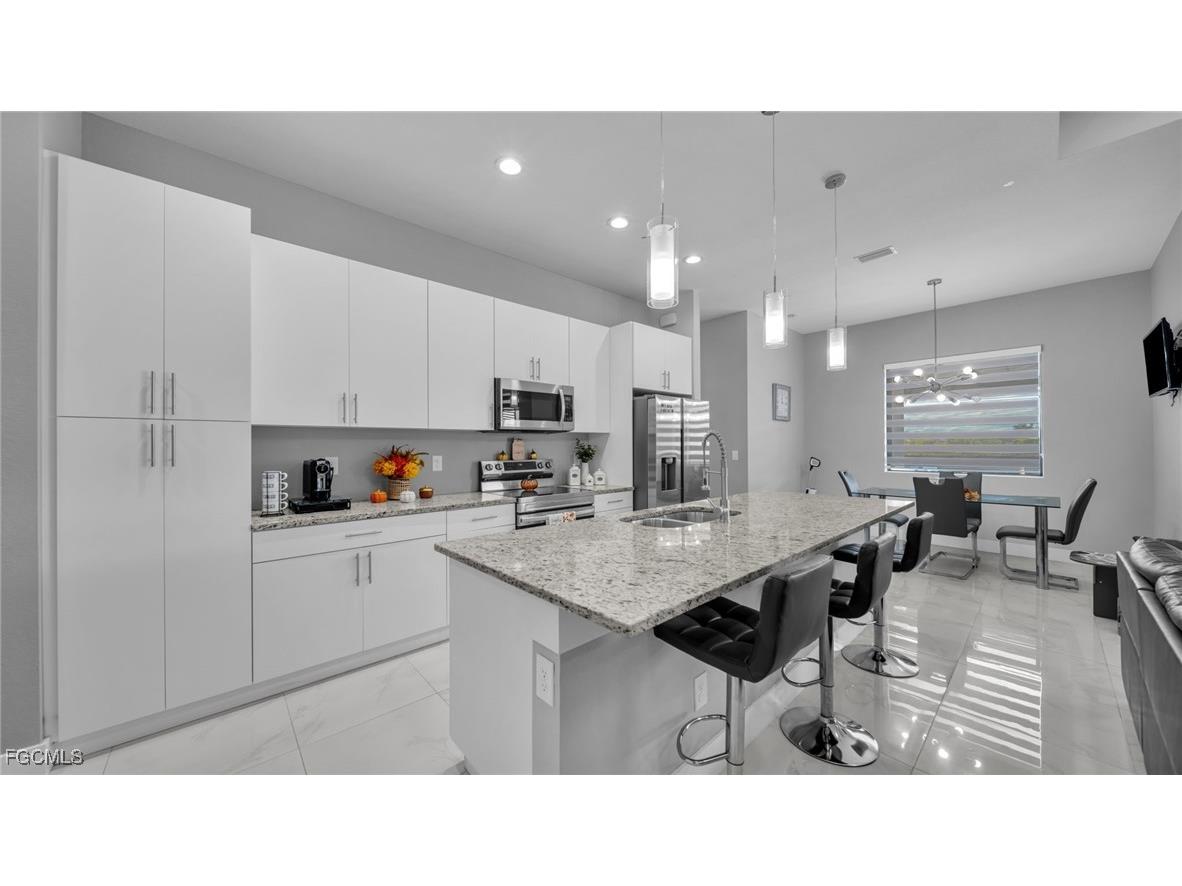 2025 NE 5th Avenue Cape Coral FL 33909 2025014242 image17