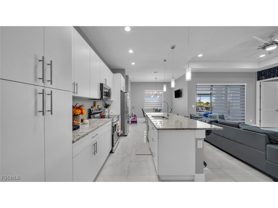 2025 NE 5th Avenue Cape Coral FL 33909 2025014242 image20