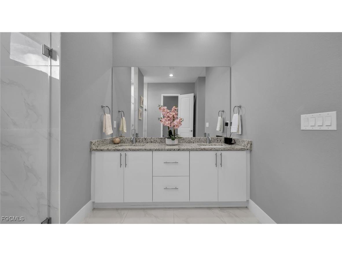 2025 NE 5th Avenue Cape Coral FL 33909 2025014242 image26