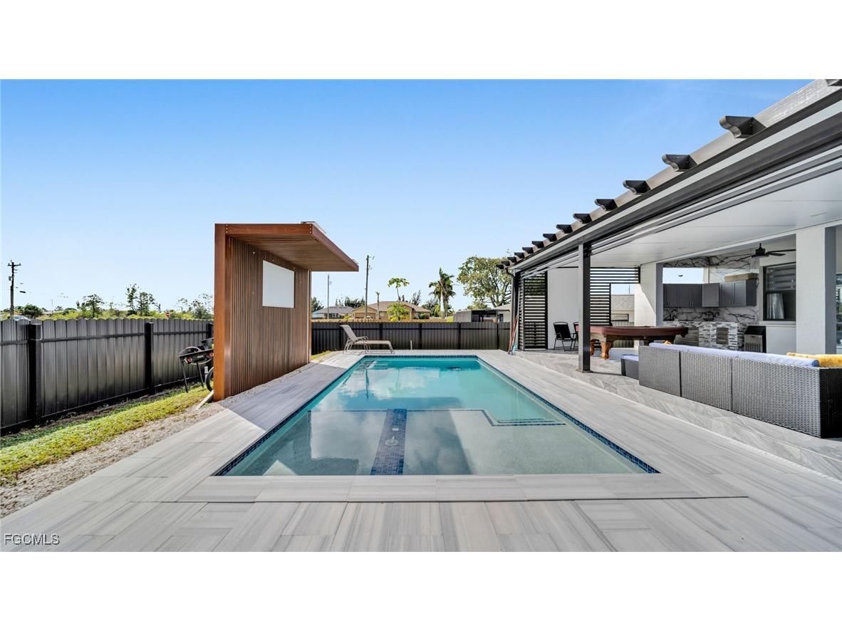 2025 NE 5th Avenue Cape Coral FL 33909 2025014242 image6