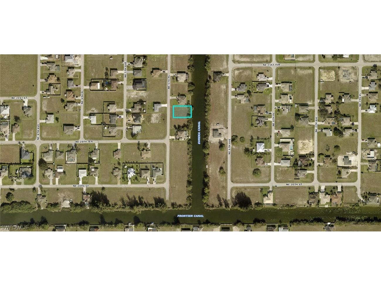 2025 NE 5th Place Cape Coral FL 33909 224024168 image1