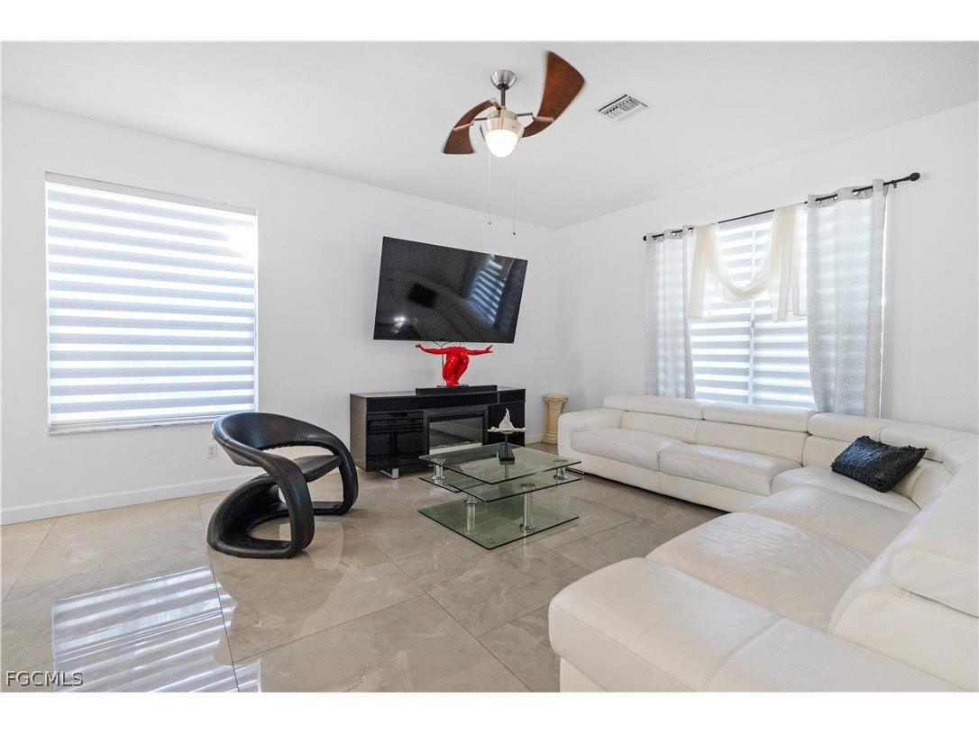 2025 NW 7th Terrace Cape Coral FL 33993 2026007872 image14