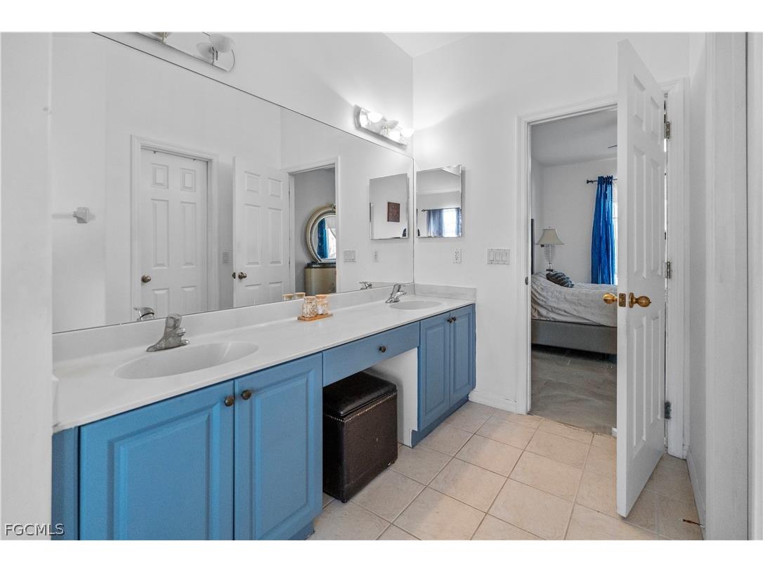 2025 NW 7th Terrace Cape Coral FL 33993 2026007872 image27