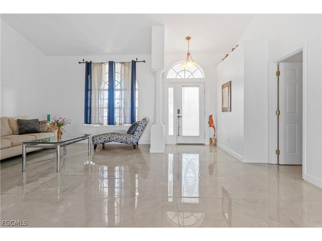 2025 NW 7th Terrace Cape Coral FL 33993 2026007872 image4