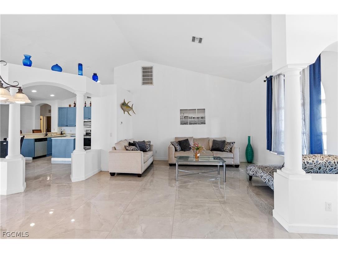 2025 NW 7th Terrace Cape Coral FL 33993 2026007872 image6
