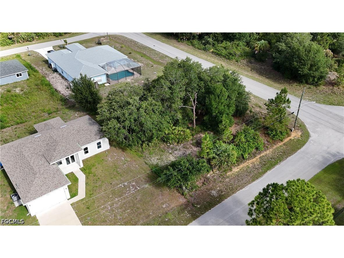 2025 Robert Avenue Alva FL 33920 2026022751 image4