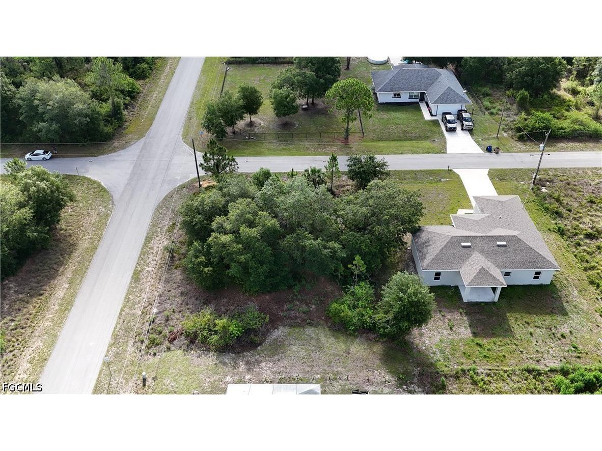 2025 Robert Avenue Alva FL 33920 2026022751 image6