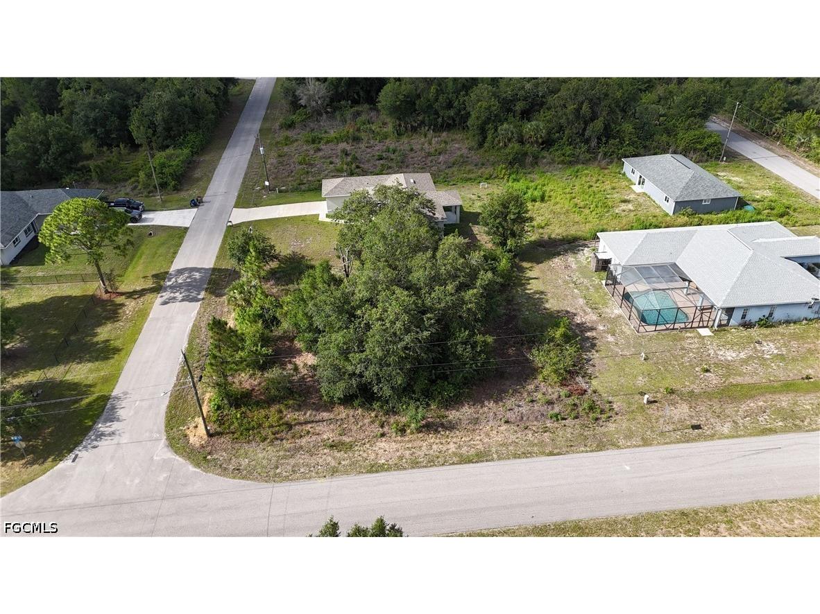 2025 Robert Avenue Alva FL 33920 2026022751 image7