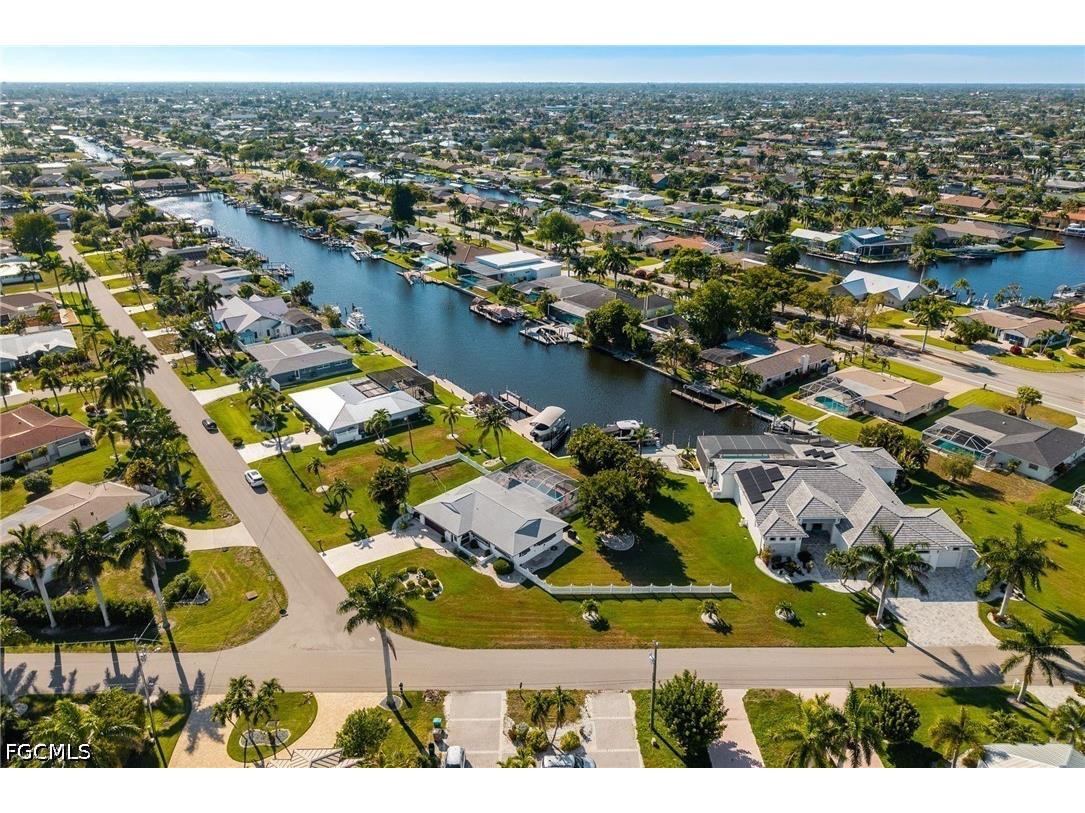 2025 SE 39th Street Cape Coral FL 33904 2026021512 image42