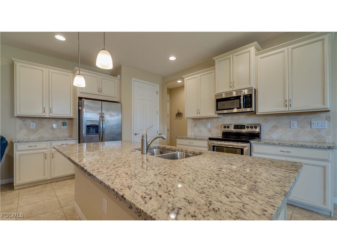 2025 SW 19th Place Cape Coral FL 33991 2025018296 image10