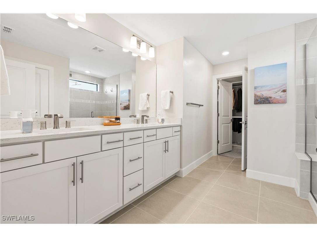 20250 Napa Loop Estero FL 33928 225081803 image22