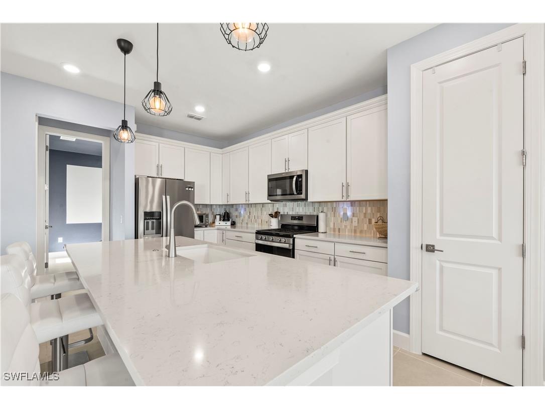 20250 Napa Loop Estero FL 33928 225081803 image6