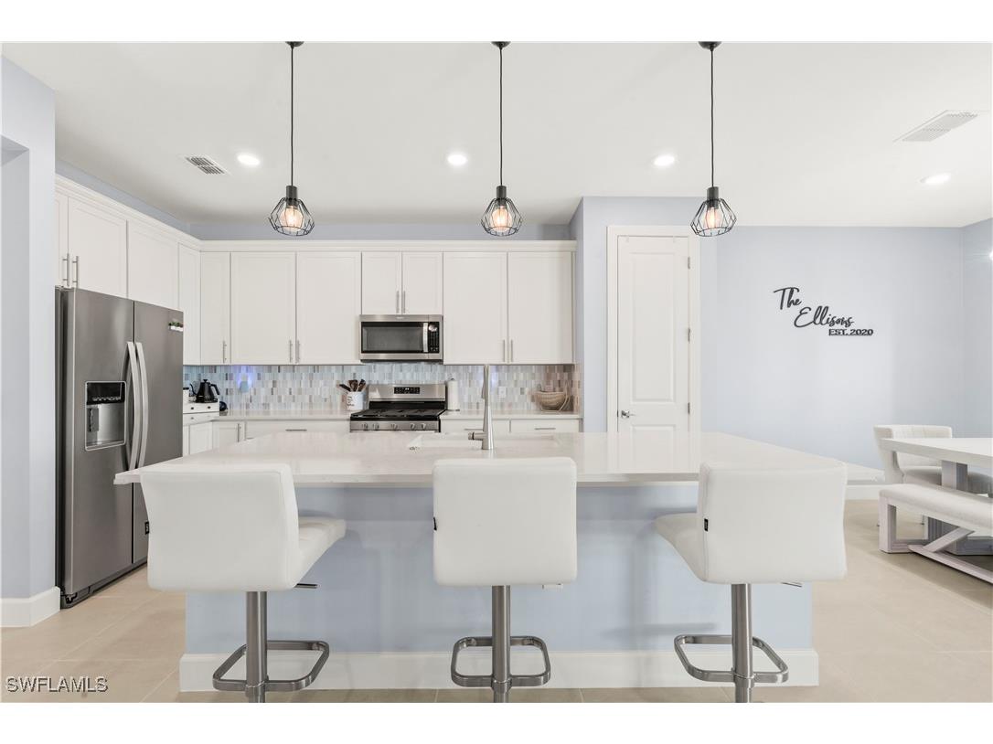 20250 Napa Loop Estero FL 33928 225081803 image9