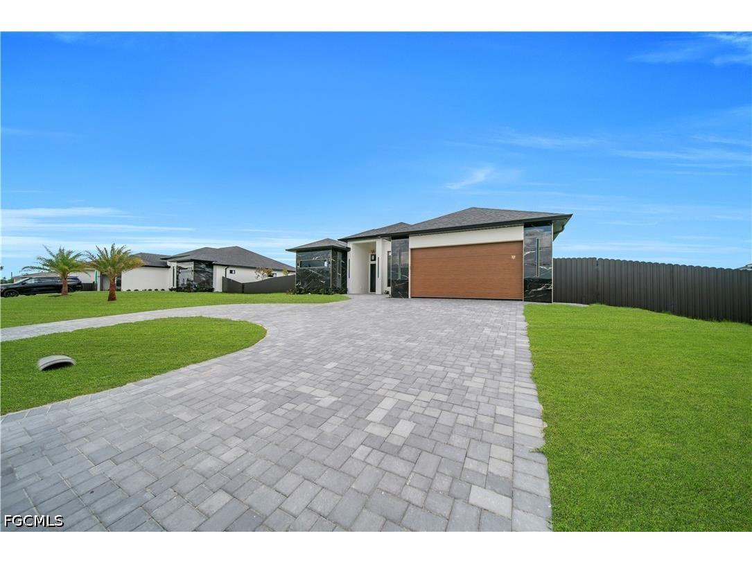 2026 Santa Barbara Boulevard N Cape Coral FL 33993 2026016244 image3