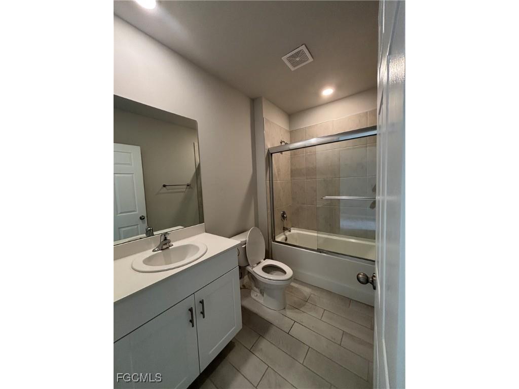 20261 Camino Torcido Loop North Fort Myers FL 33917 2025018216 image3