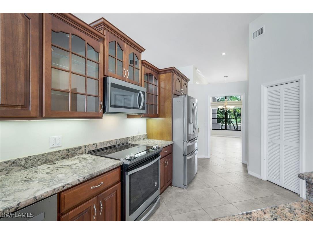 20265 Country Club Drive Estero FL 33928 225076883 image10