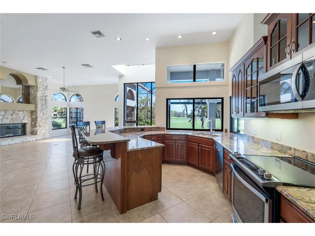 20265 Country Club Drive Estero FL 33928 225076883 image9