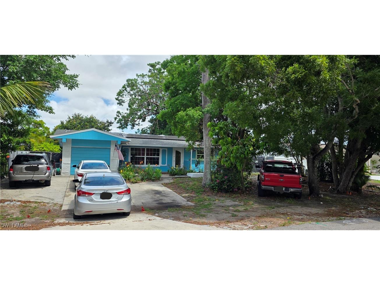 2027 44th Street SW Naples FL 34116 225052794 image1