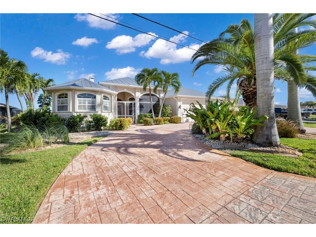 2027 Cornwallis Parkway Cape Coral FL 33904 223080369 image1