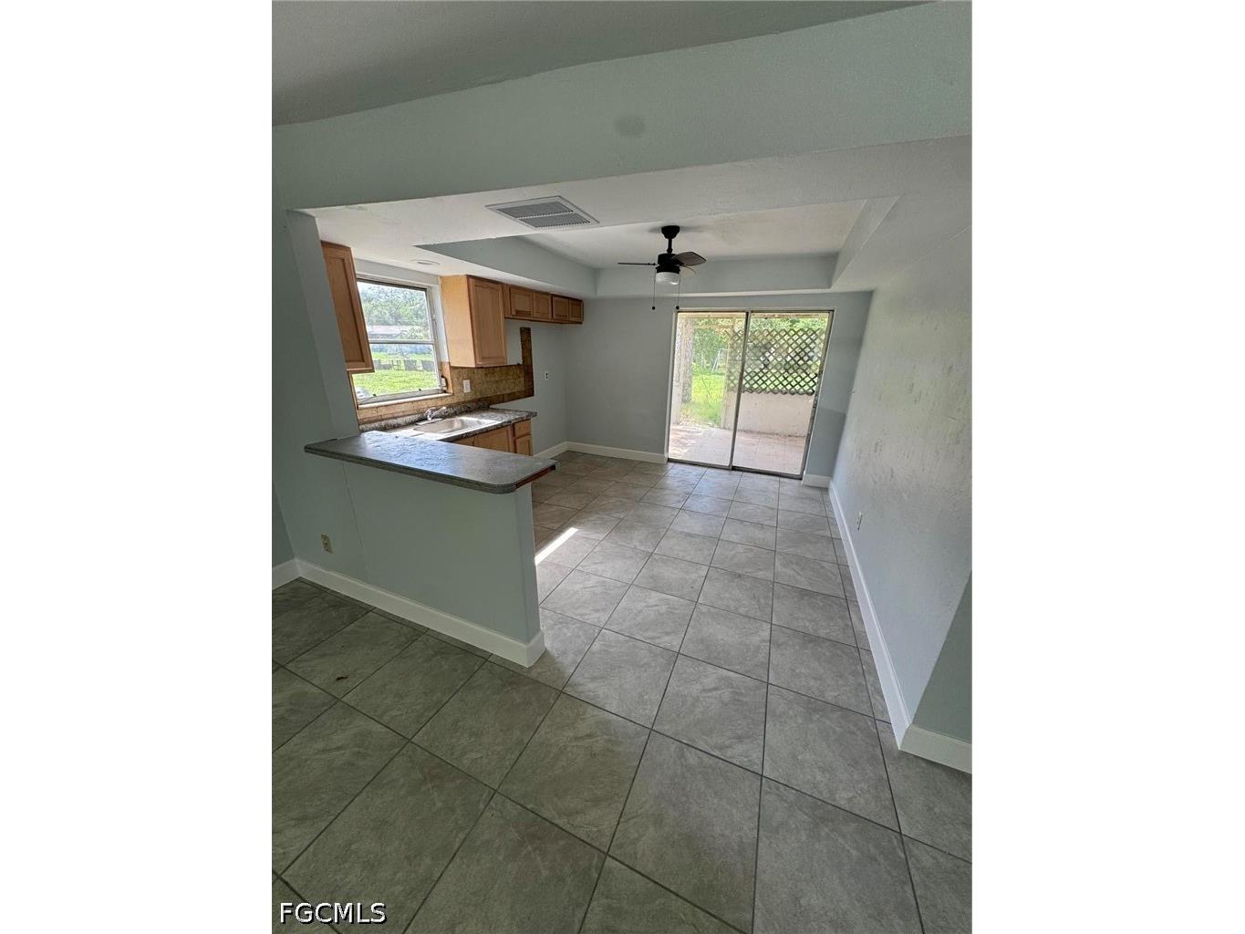 2027 Eloise Circle North Fort Myers FL 33917 2026025521 image2