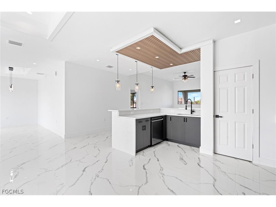2027 NE 18th Street Cape Coral FL 33909 2026010449 image16