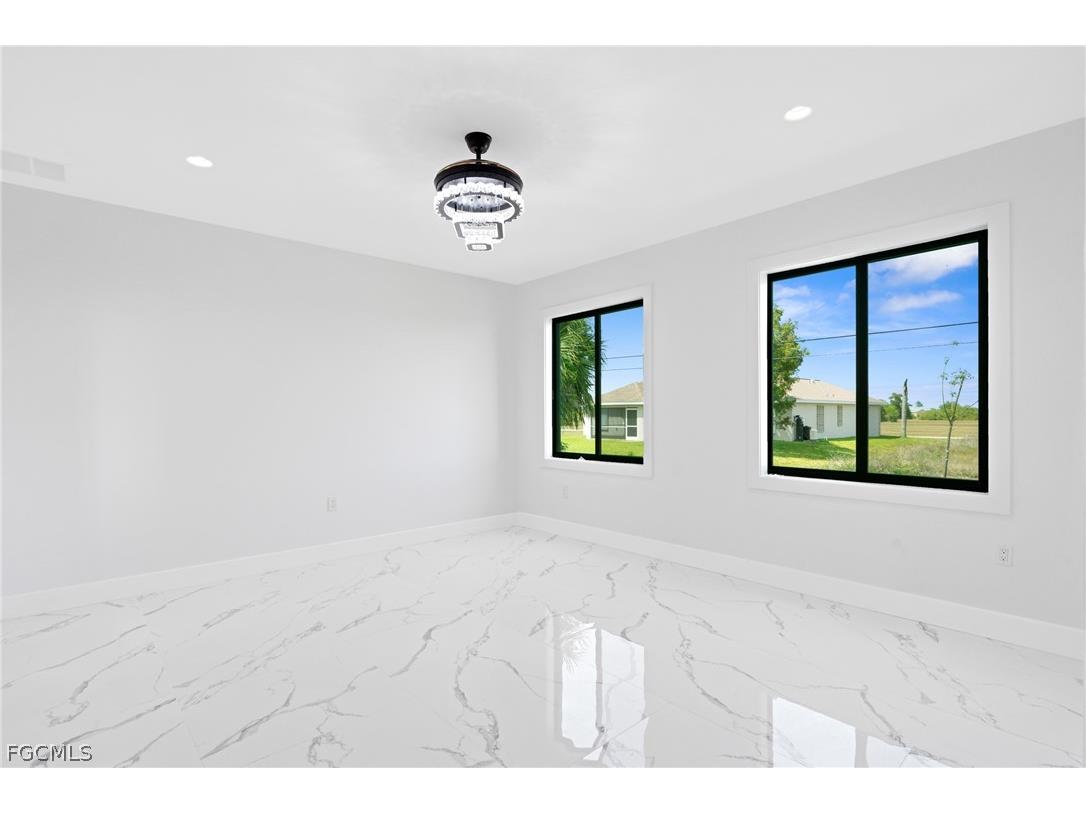 2027 NE 18th Street Cape Coral FL 33909 2026010449 image22