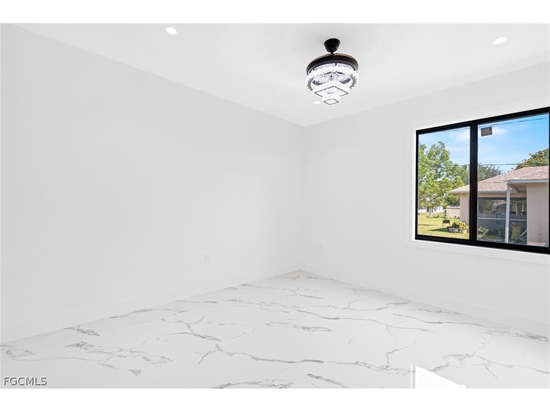 2027 NE 18th Street Cape Coral FL 33909 2026010449 image31