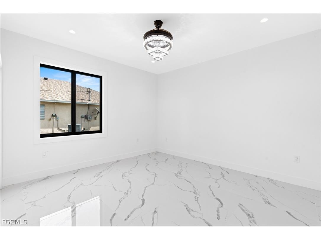 2027 NE 18th Street Cape Coral FL 33909 2026010449 image34