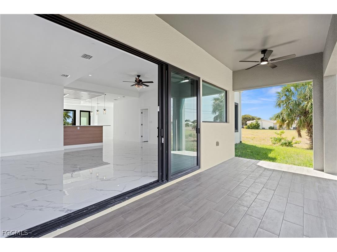 2027 NE 18th Street Cape Coral FL 33909 2026010449 image39