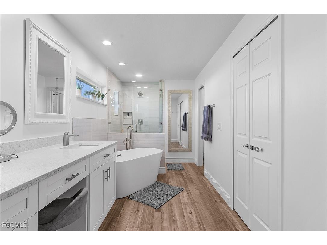 2027 SE 21st Street Cape Coral FL 33990 2025013732 image16