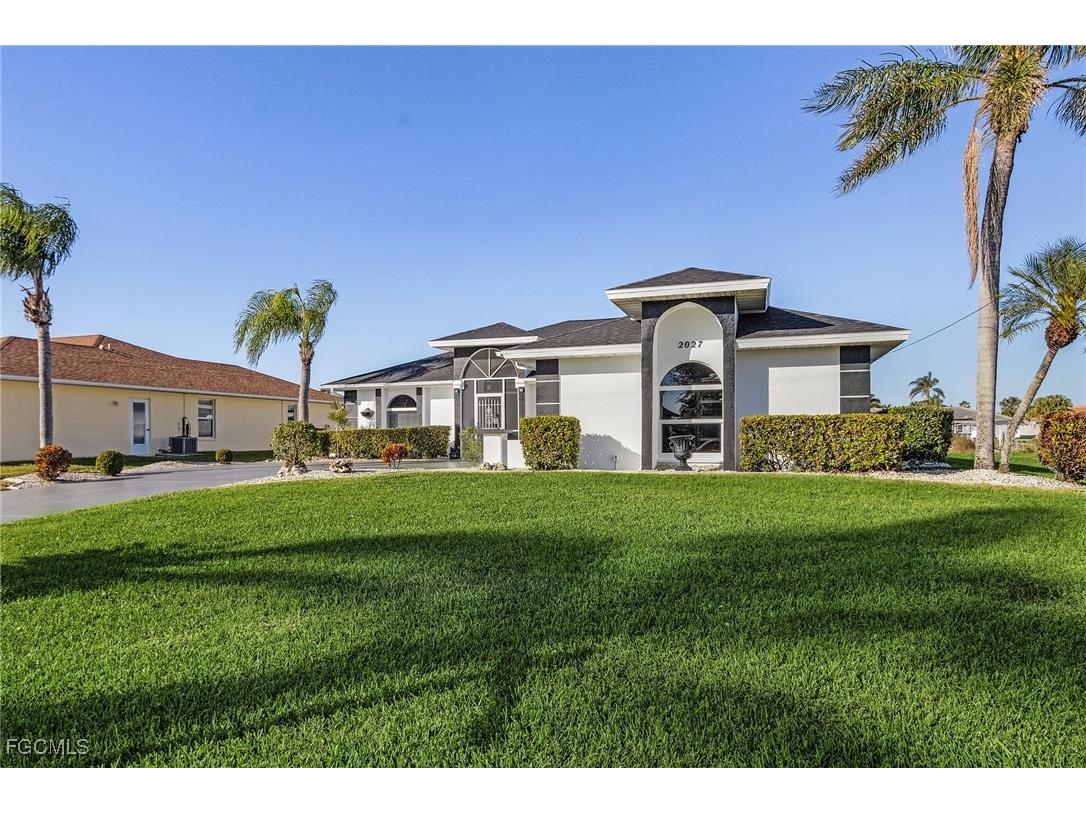 2027 SE 21st Street Cape Coral FL 33990 2025013732 image2