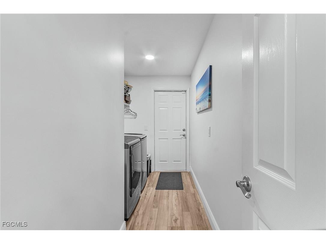 2027 SE 21st Street Cape Coral FL 33990 2025013732 image22