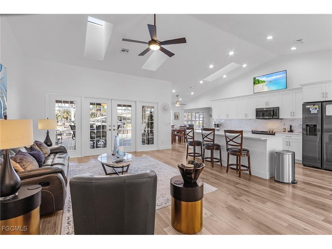 2027 SE 21st Street Cape Coral FL 33990 2025013732 image5