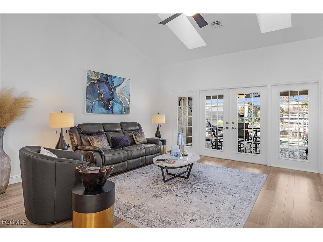2027 SE 21st Street Cape Coral FL 33990 2025013732 image6