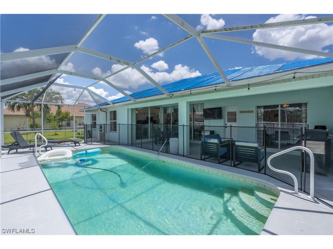 2027 SW 30th Terrace Cape Coral FL 33914 223034374 image1